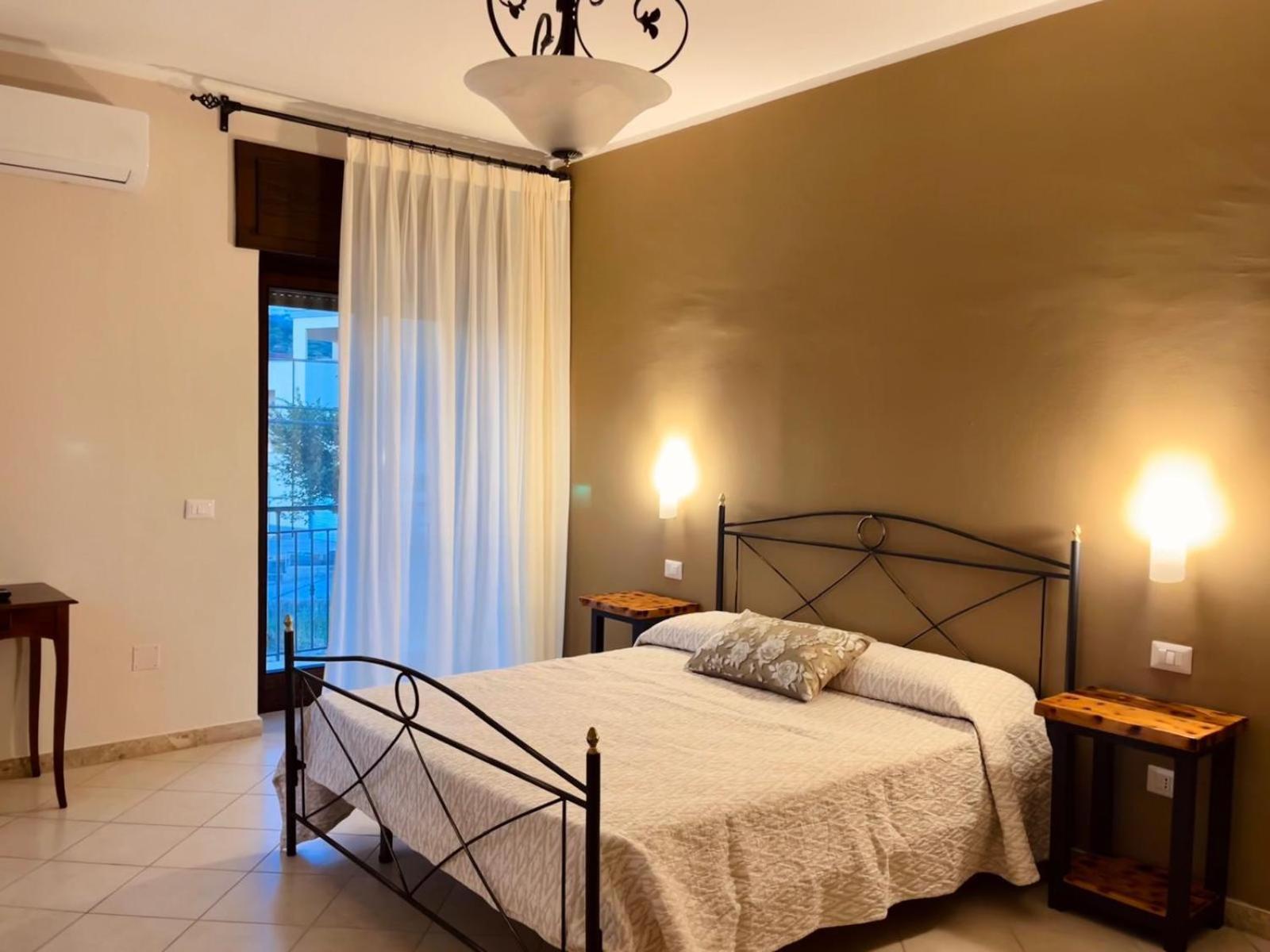 B&B Tempa Rossa Roccadaspide Екстериор снимка